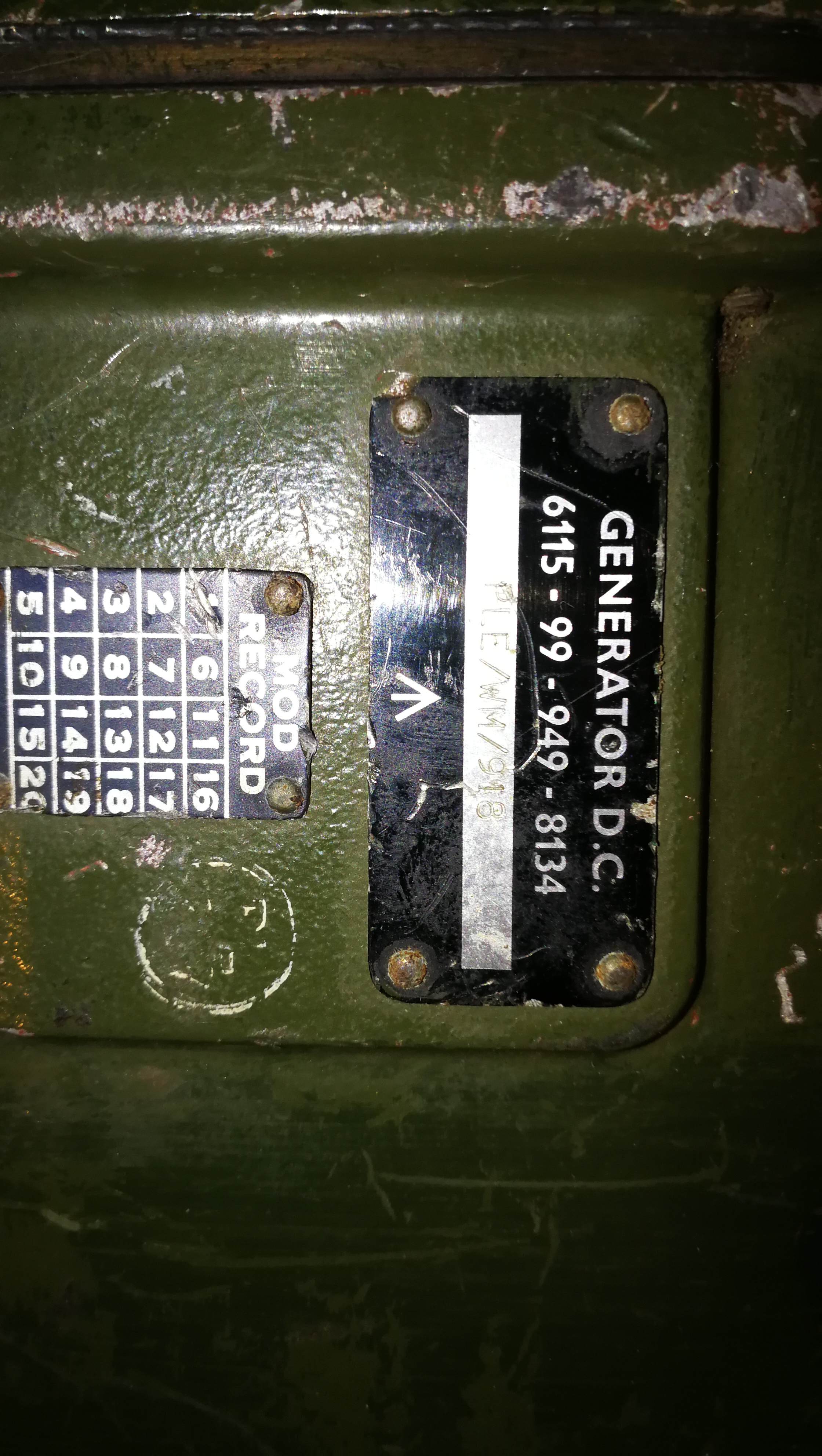 12v hand-cranked DC Generator 6115-99-949-8134