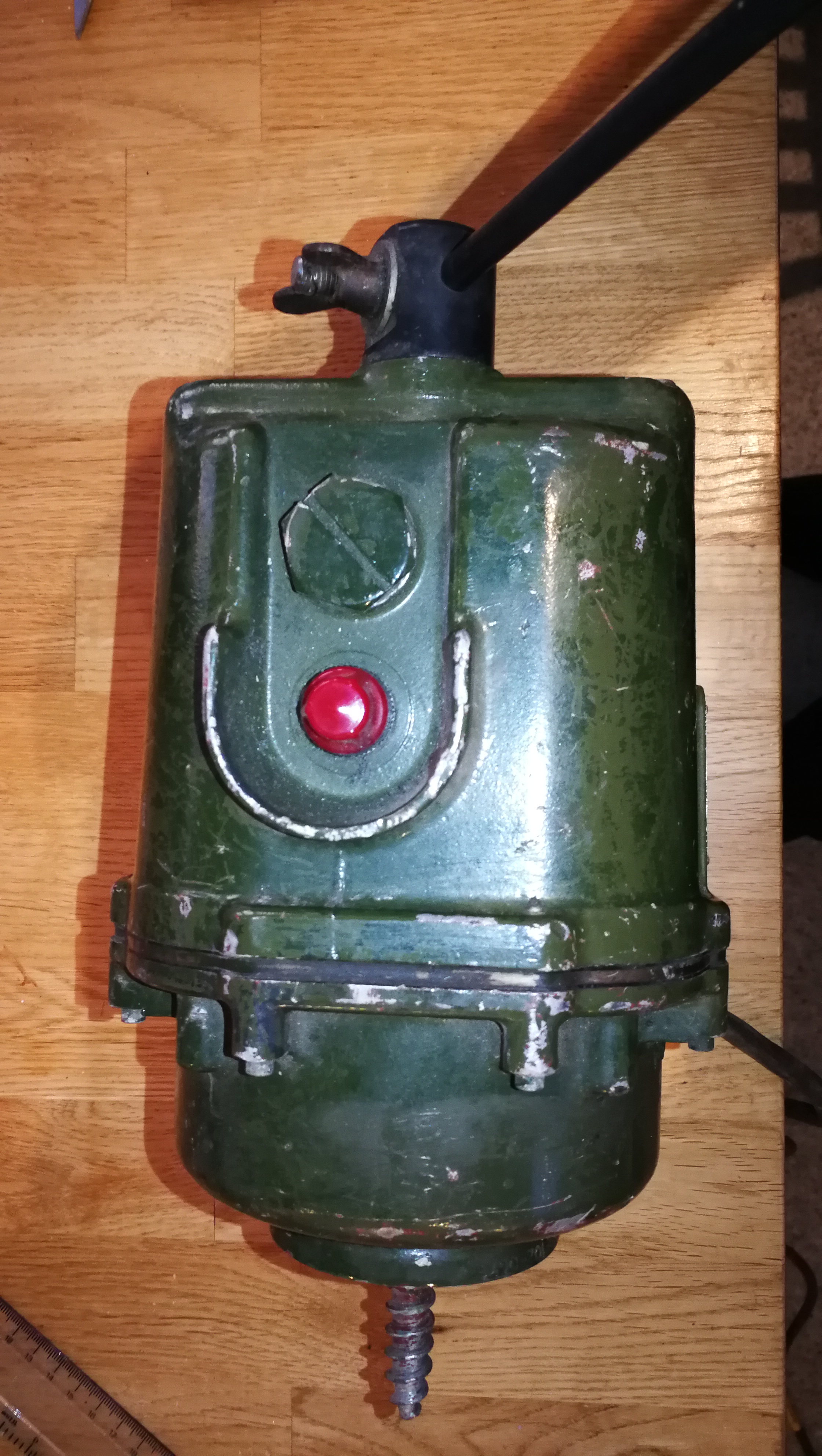 12v hand-cranked DC Generator 6115-99-949-8134