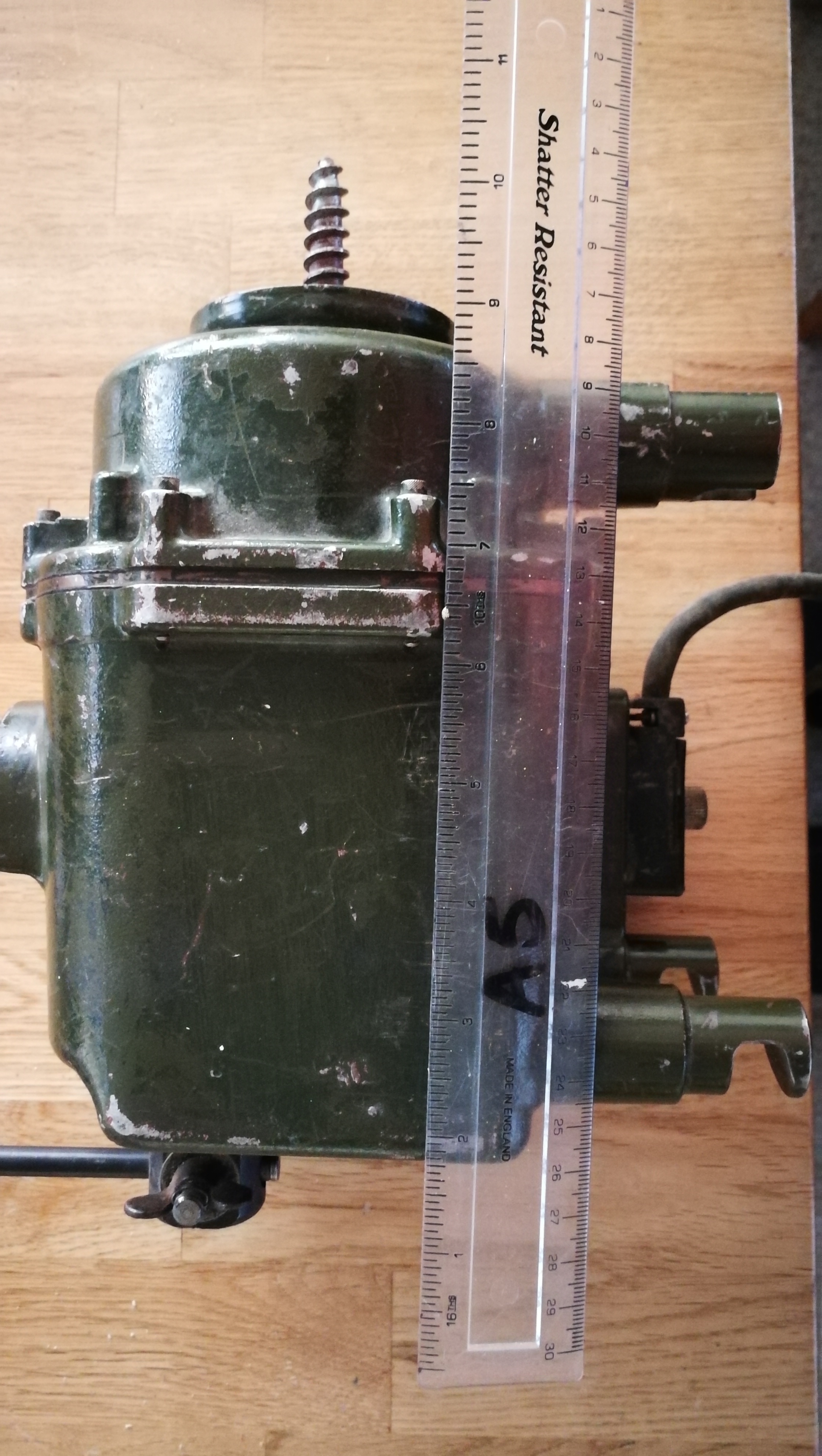 12v hand-cranked DC Generator 6115-99-949-8134