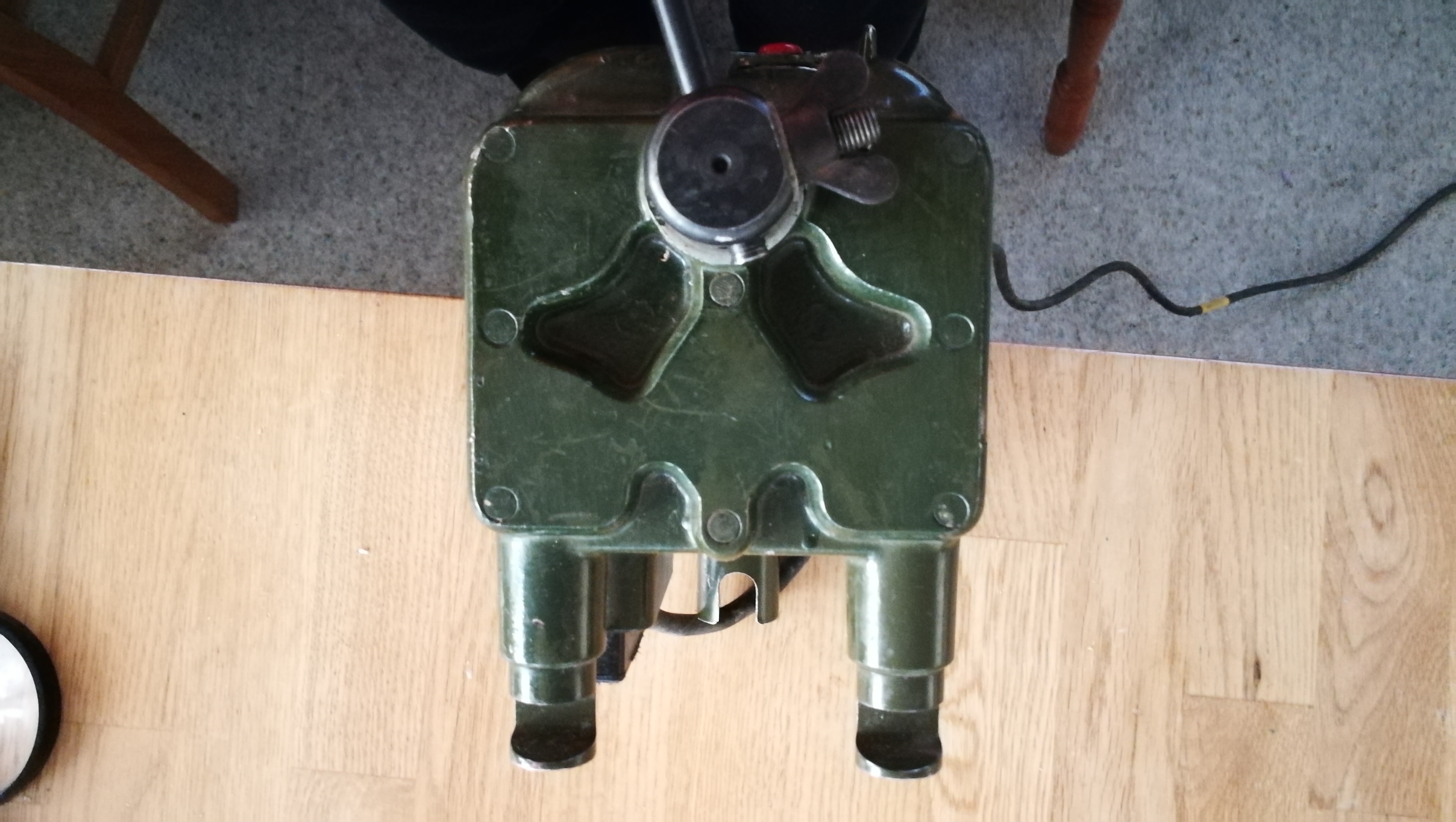 12v hand-cranked DC Generator 6115-99-949-8134